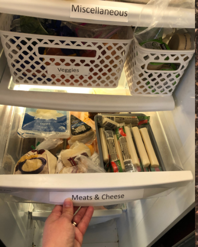 How to clean a refrigerator in 6 easy steps