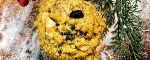 Chewy White Chocolate Cranberry Oatmeal Cookie