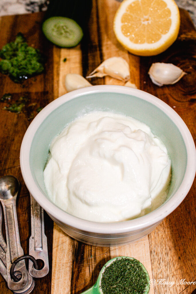 Easy Aunthentic Tzatziki Sauce From Scratch